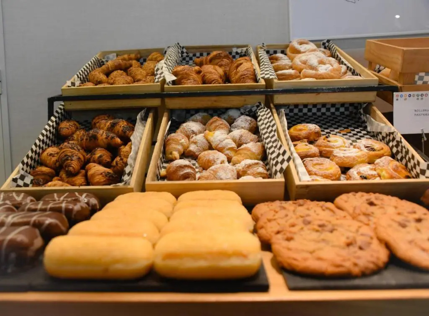 Aparthotel Atenea Valles