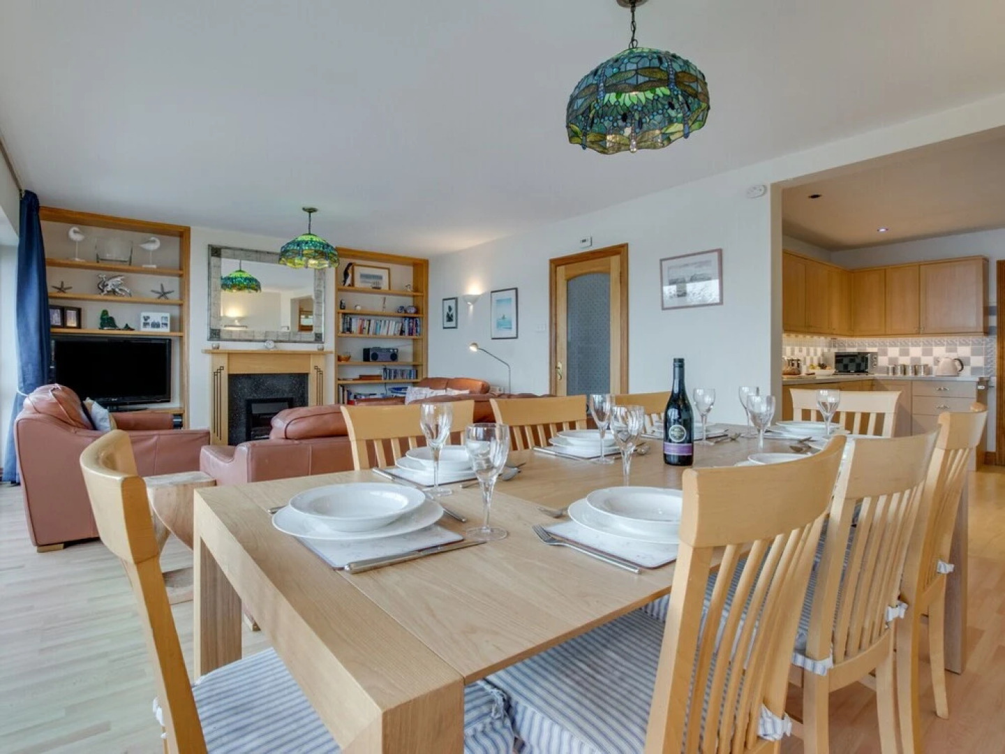 Wonderful Holiday Home With Beautiful Views and Sliding Doors to a Luxury Terrace