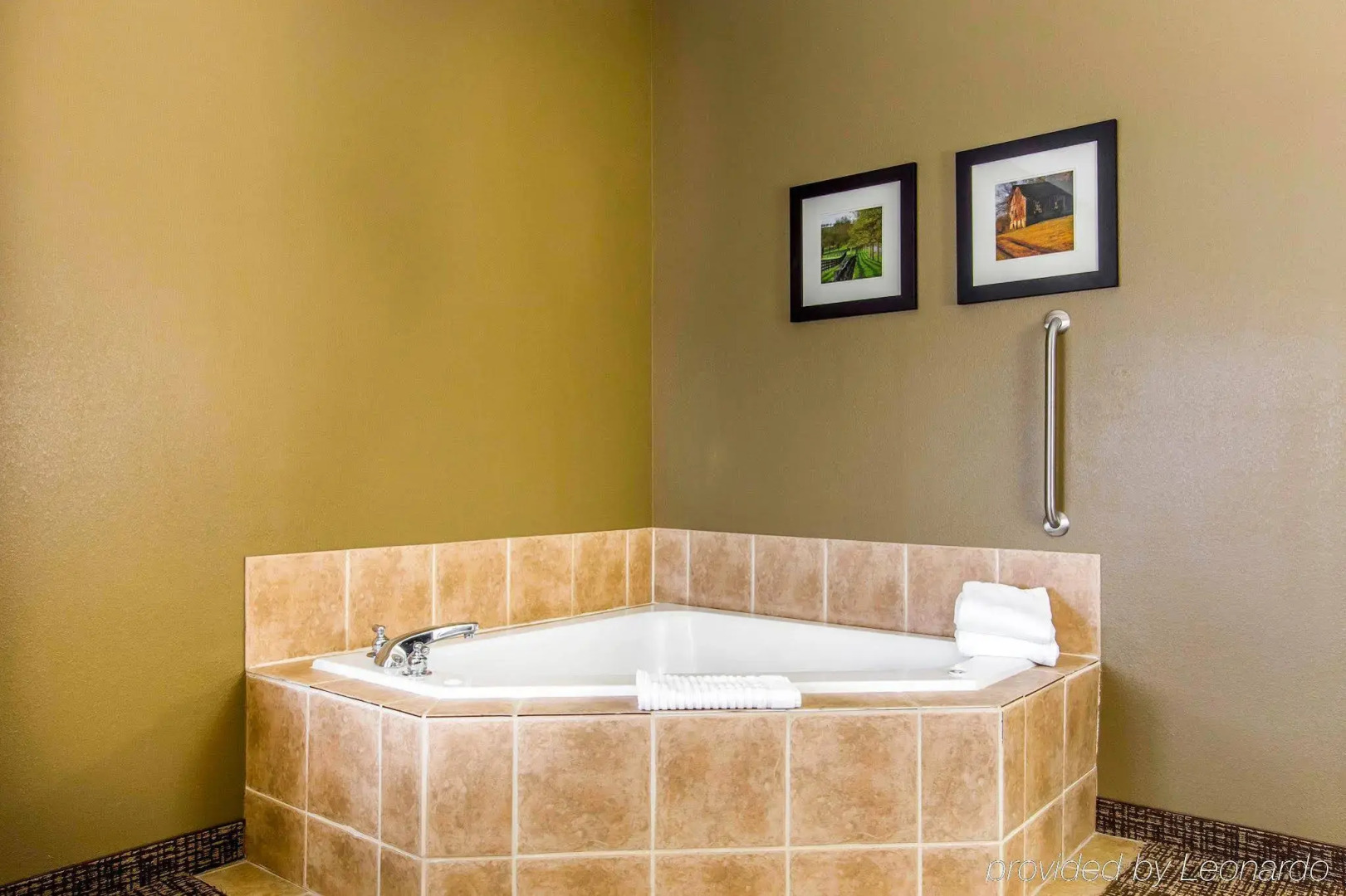 Comfort Inn & Suites Cave City