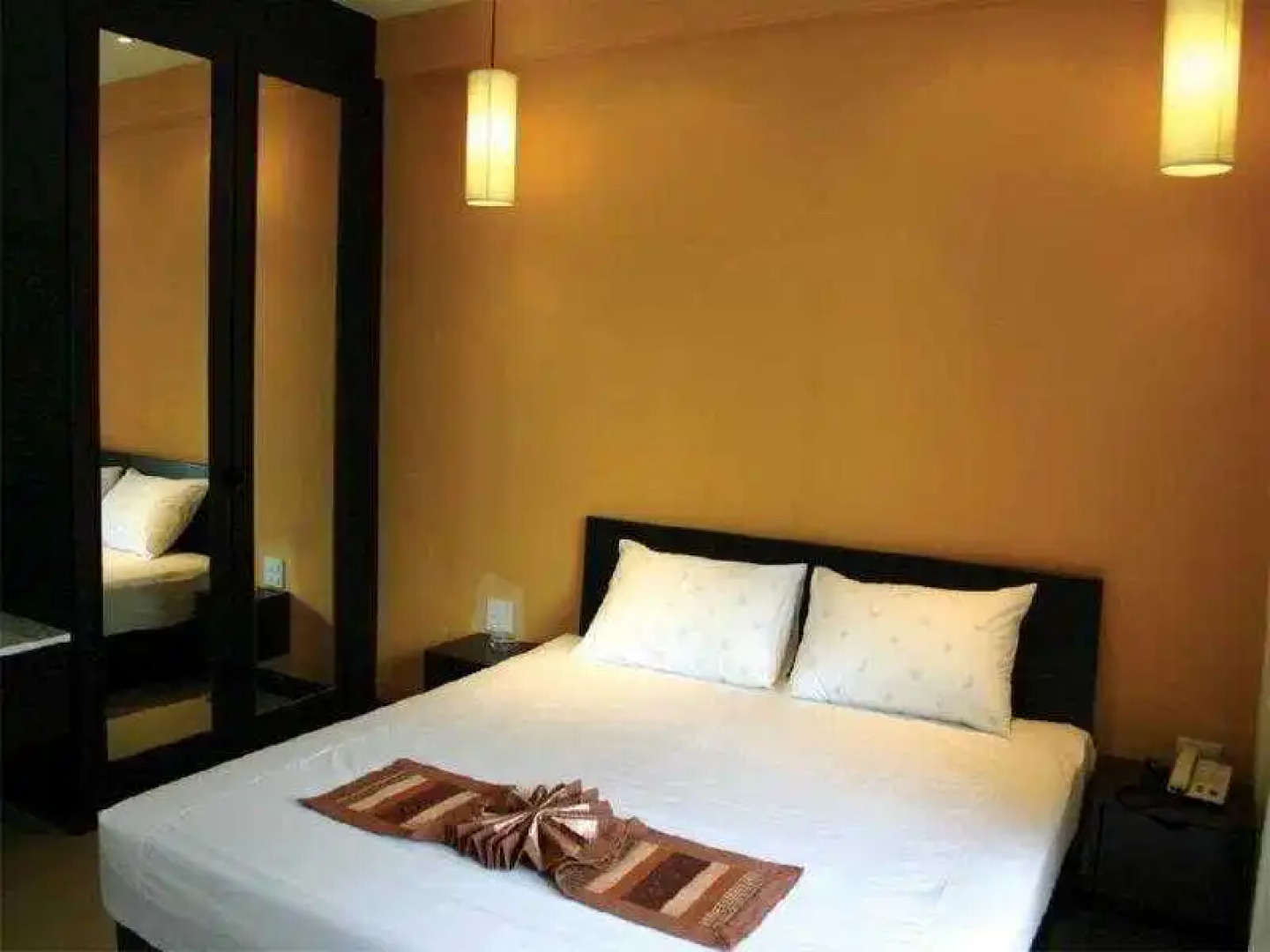 Lanta All Seasons Beach Resort