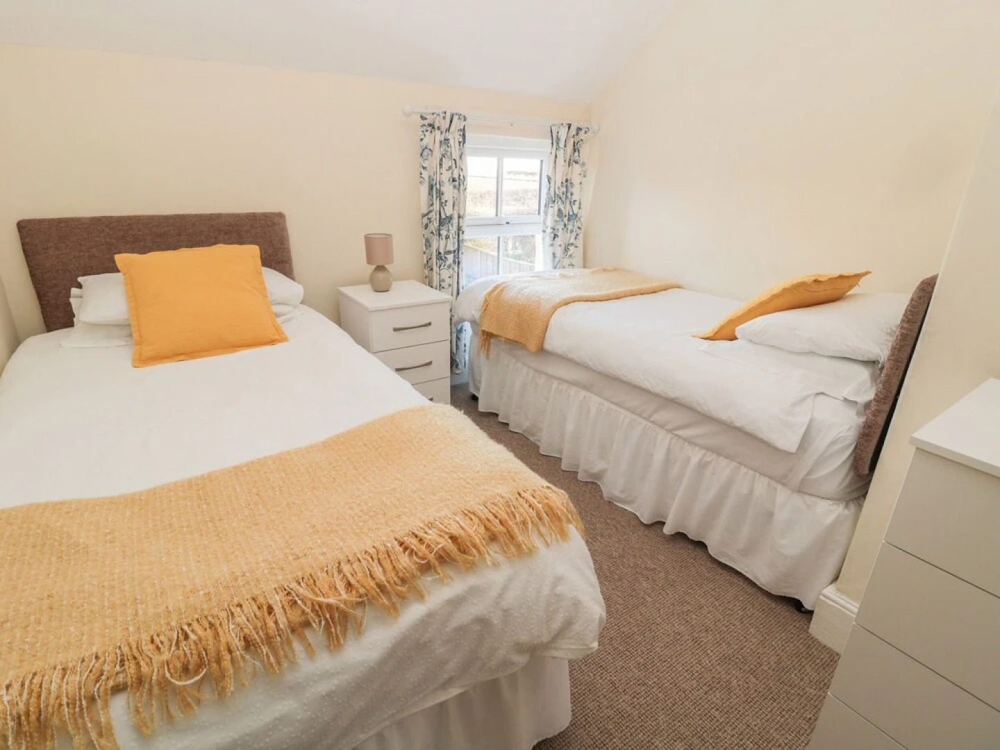 Little Robin - South Farm