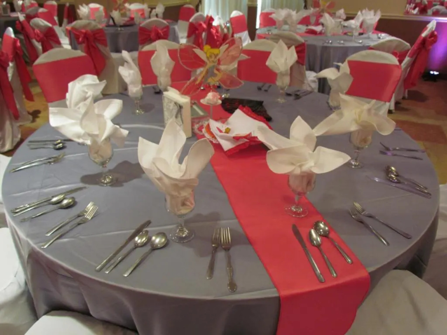 The Armada Inn & Suites Glendale Heights