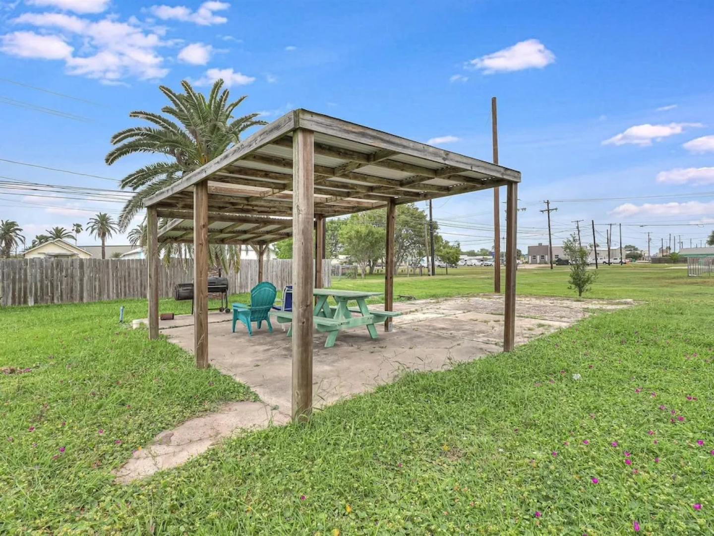 Tejas Angler Retreat Ap1132 3 Bedroom Home by RedAwning