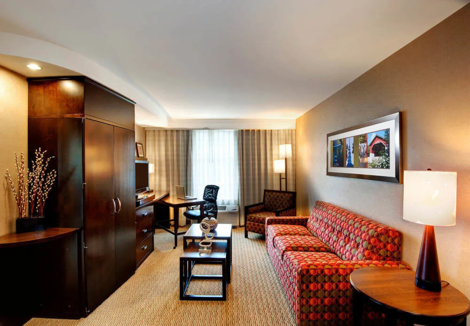 Courtyard Keene Downtown