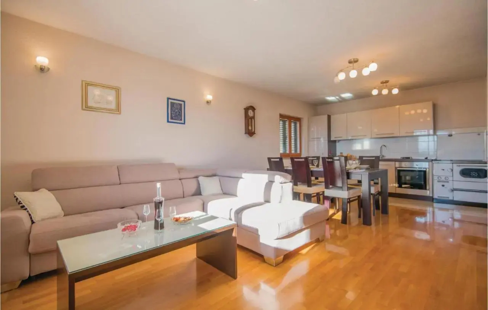 Three-Bedroom Holiday Home in Imotski