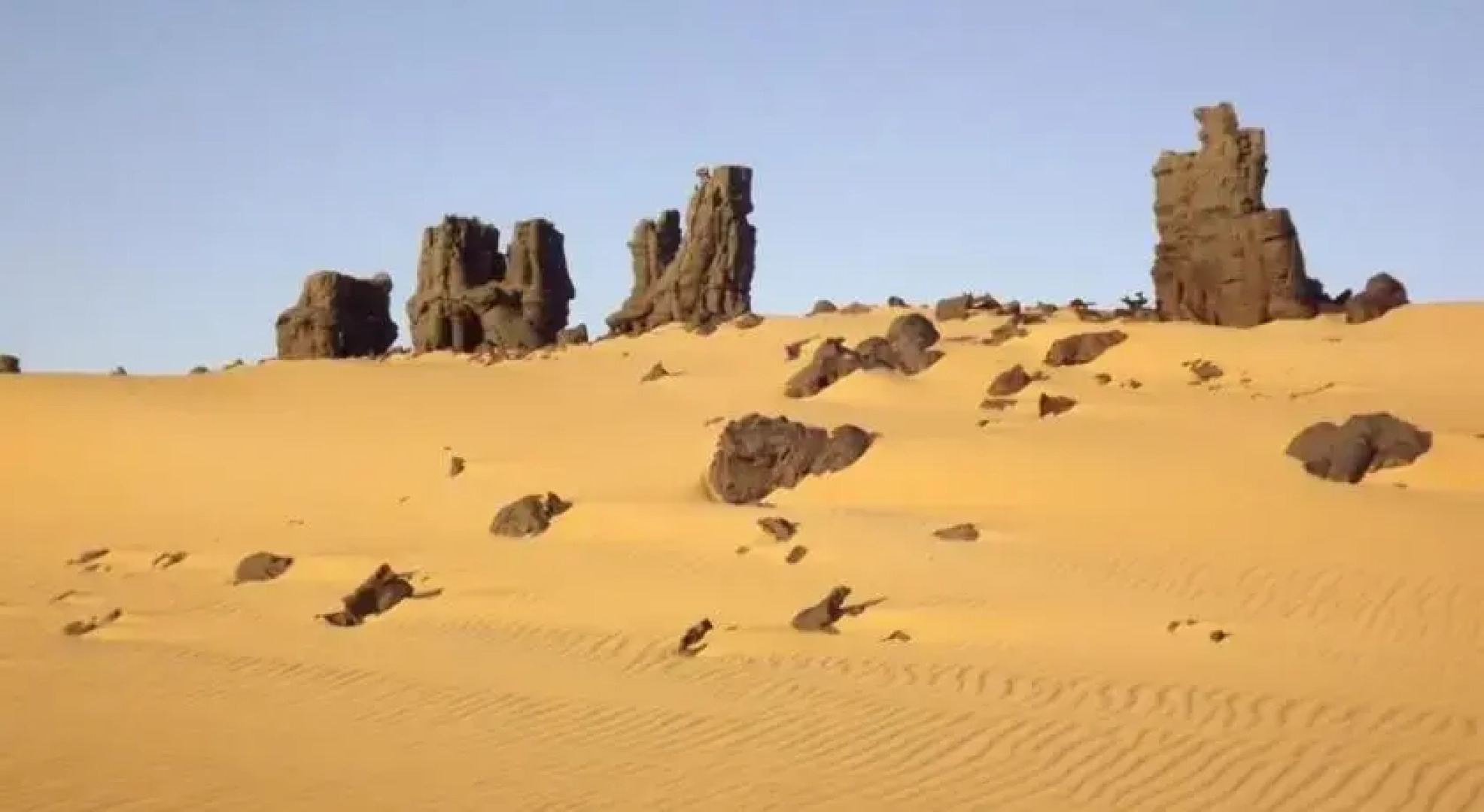 Sandrose Baharia Hotel