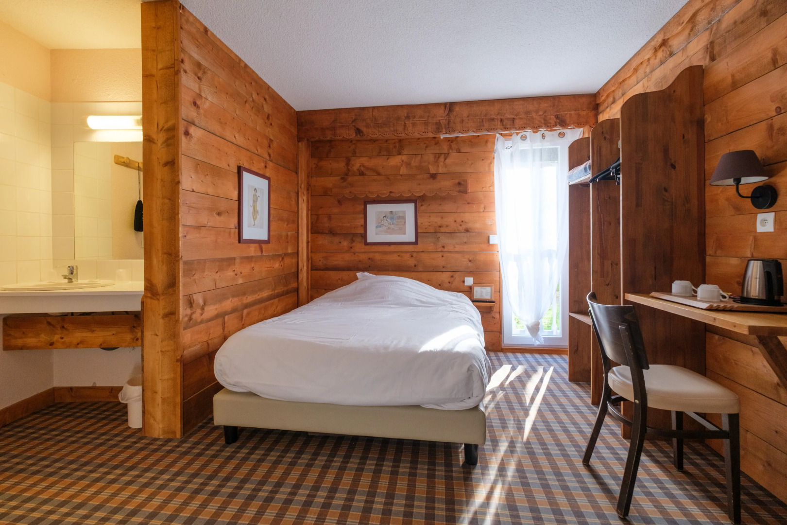 Cit'Hotel Le Montreal