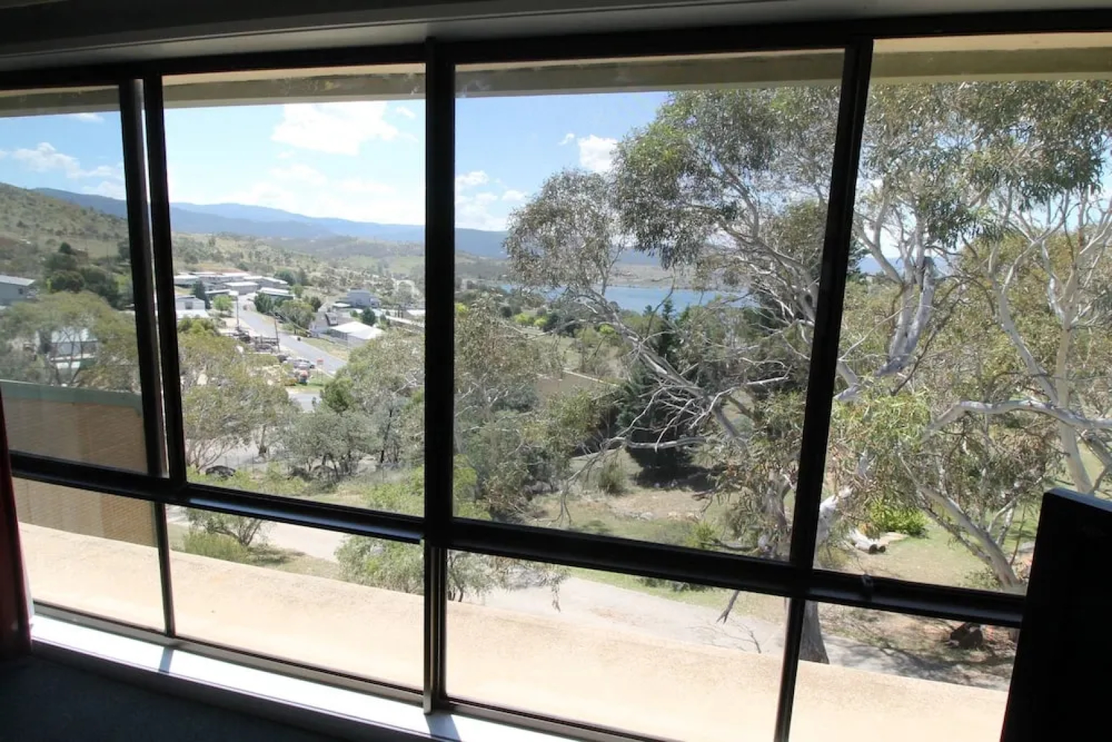 Kirwan Apartment 18 - Large Jindabyne Apartment
