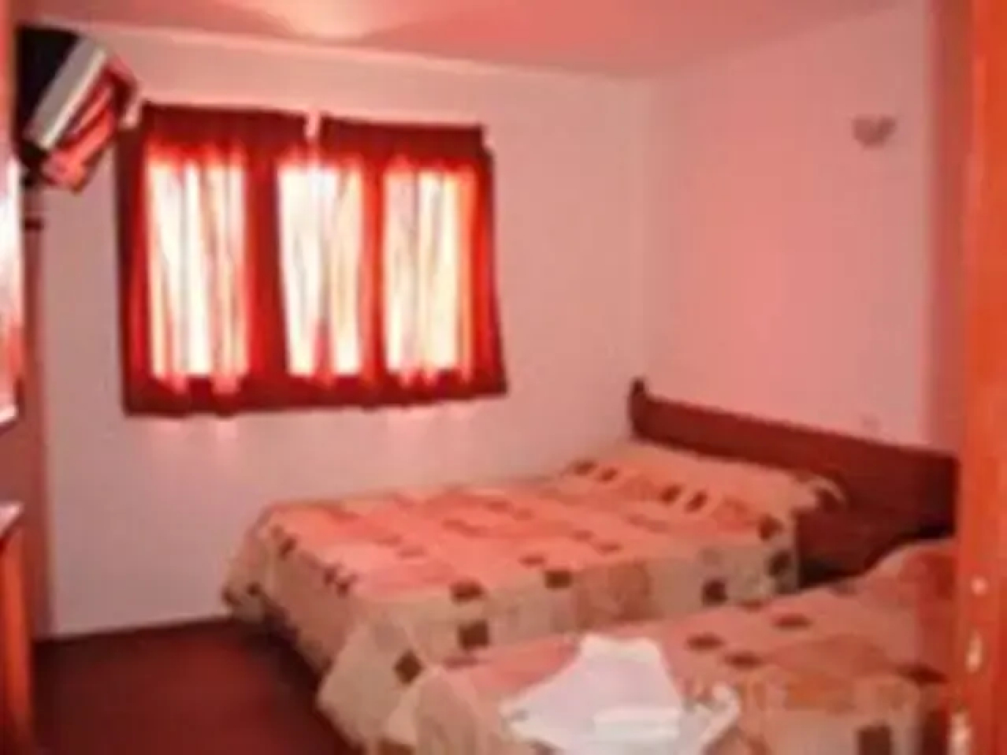 Trevi Hotel