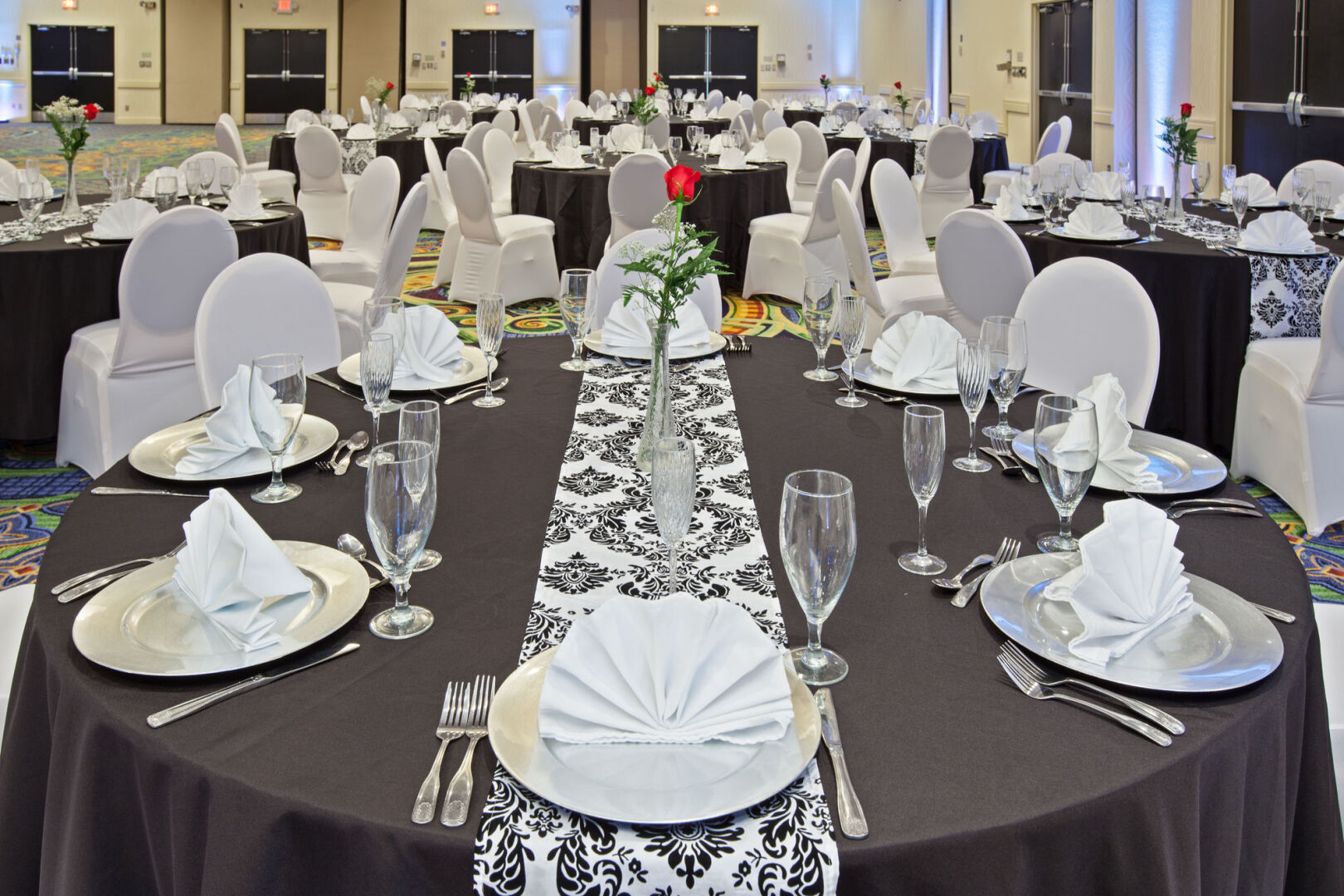 Holiday Inn Evansville Airport