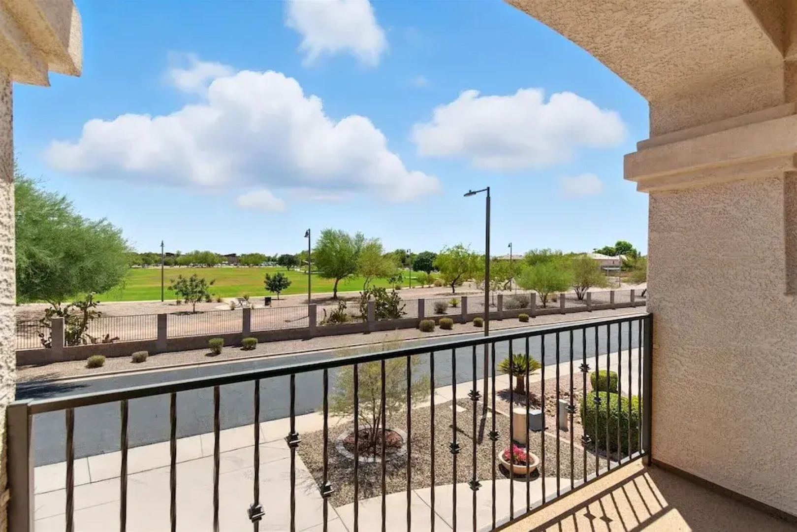 Splash Canyon - Splash Pad & Tons of Games - Gym