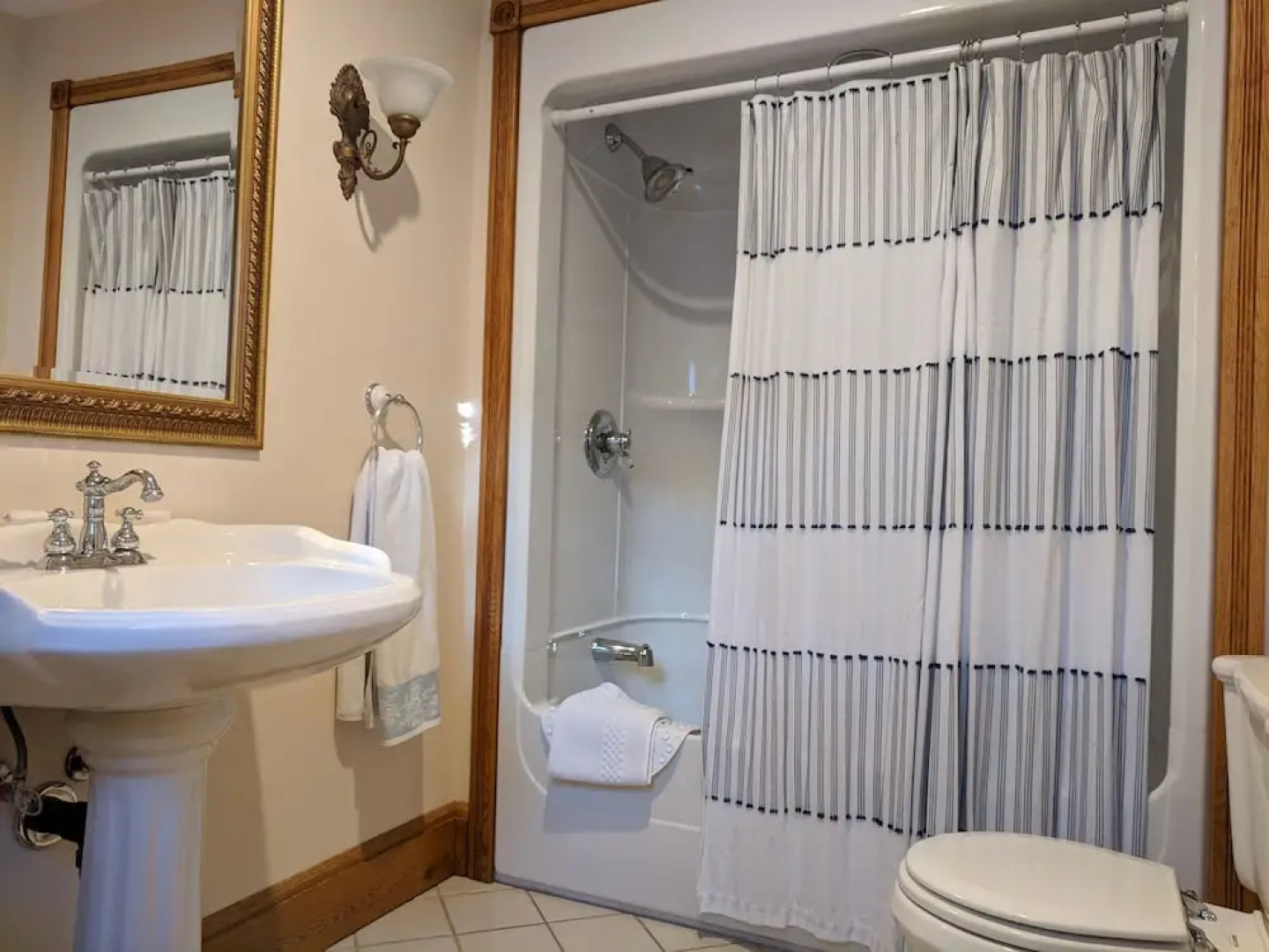 Delft Haus Bed & Breakfast