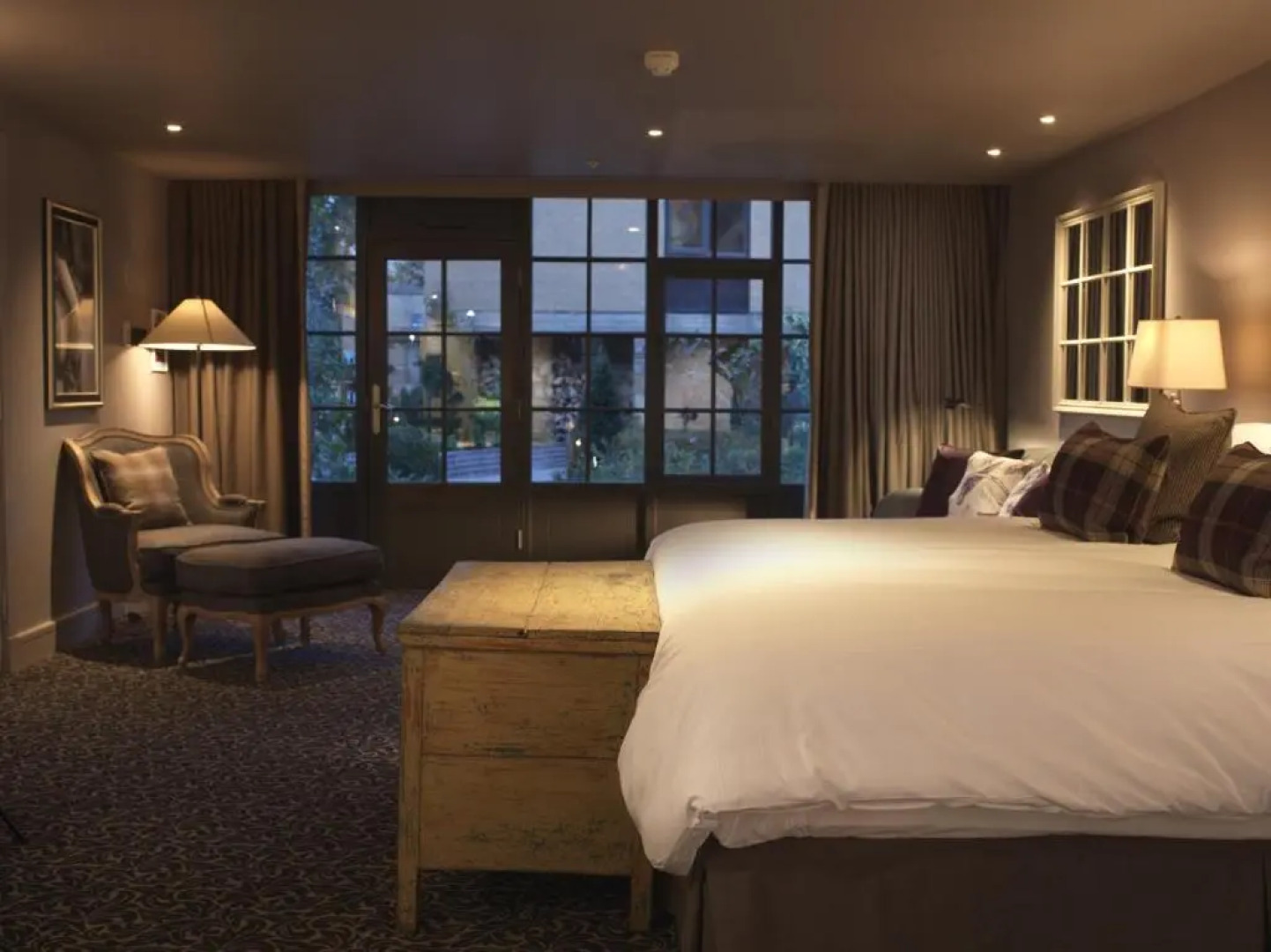 The Lygon Arms - an Iconic Luxury Hotel