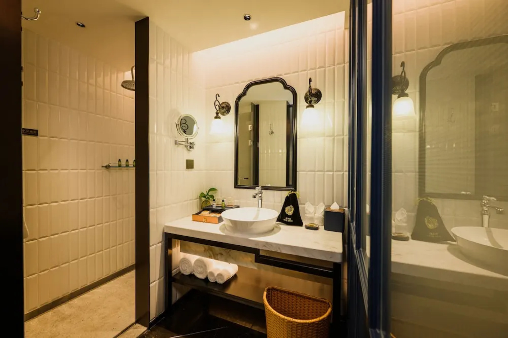 Chikan Gu Zheng Mei Tang Hotel