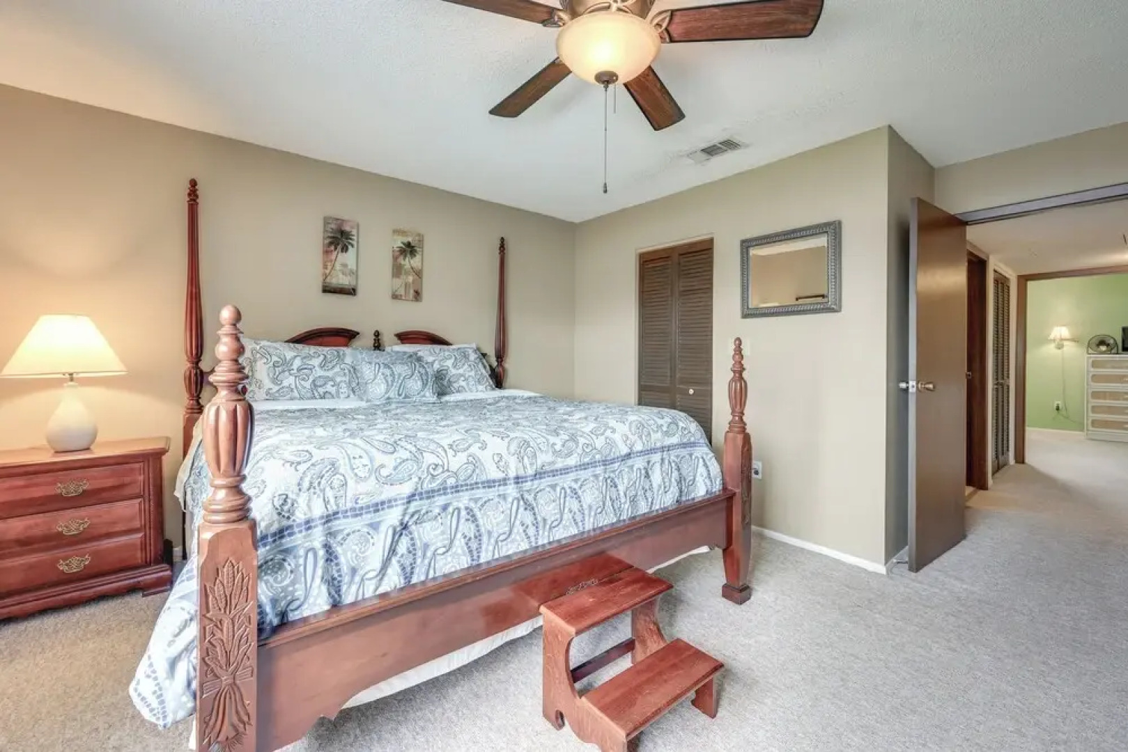 Riverfront Weleka Condo w/ Dock & Pool Access