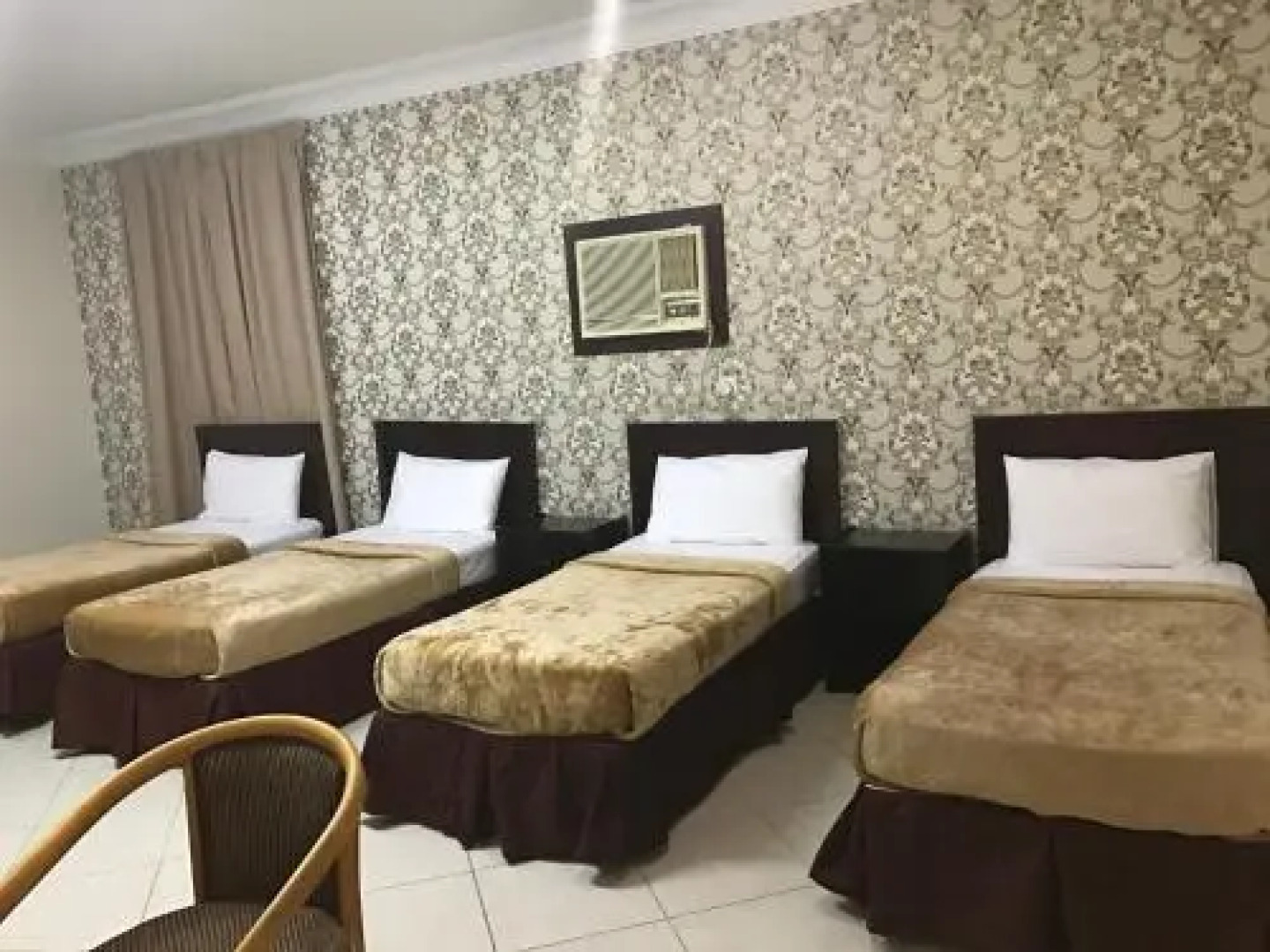 Al Raqi Palace Hotel