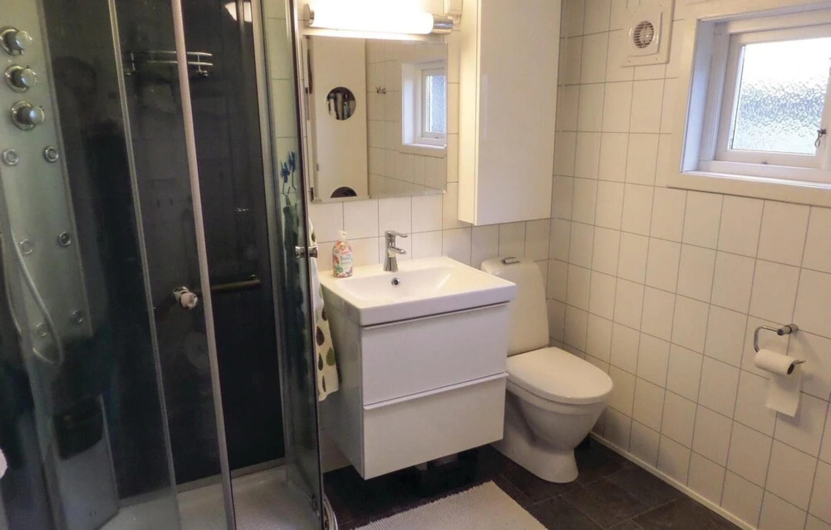 Stunning Home in Tørvikbygd With 2 Bedrooms and Wifi