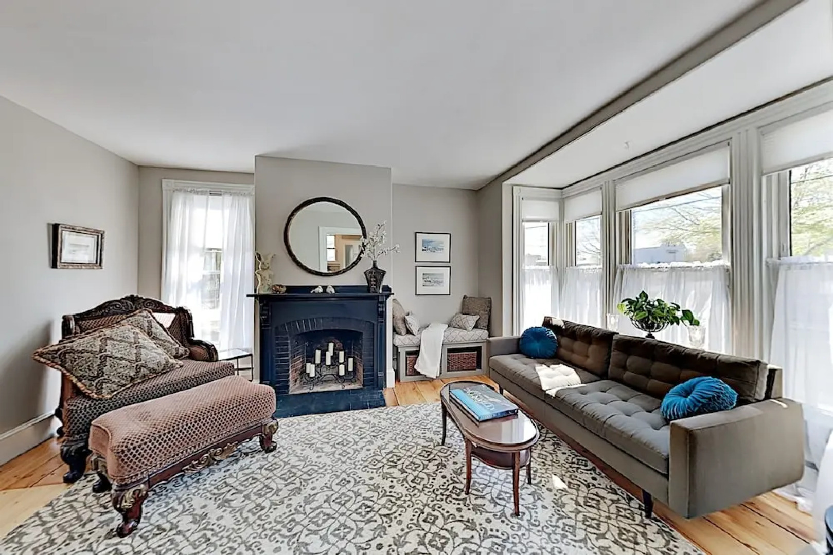 Adorable & Updated In The Heart Of Freeport 3 Bedroom Home