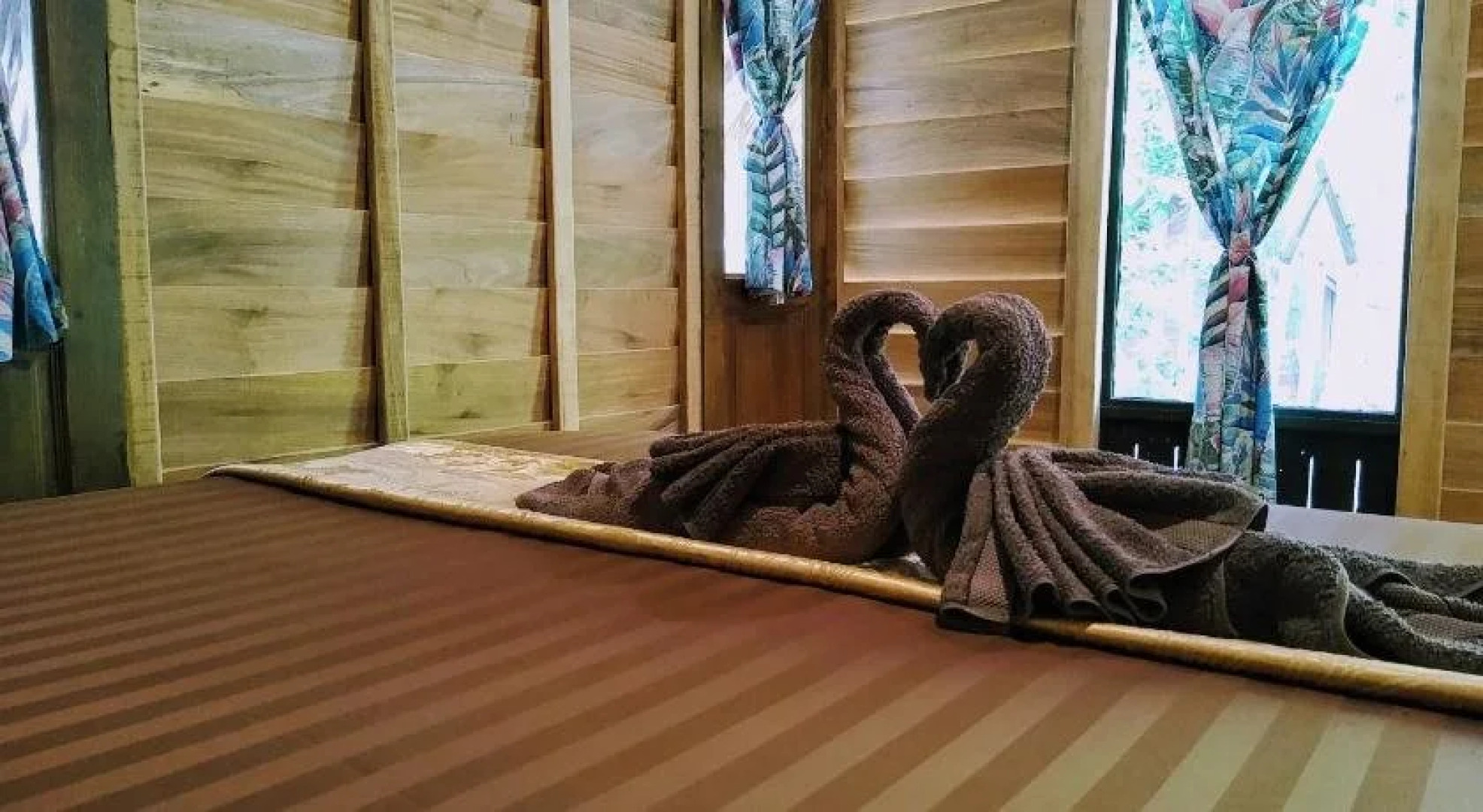 Kafair Hut - Adults Only