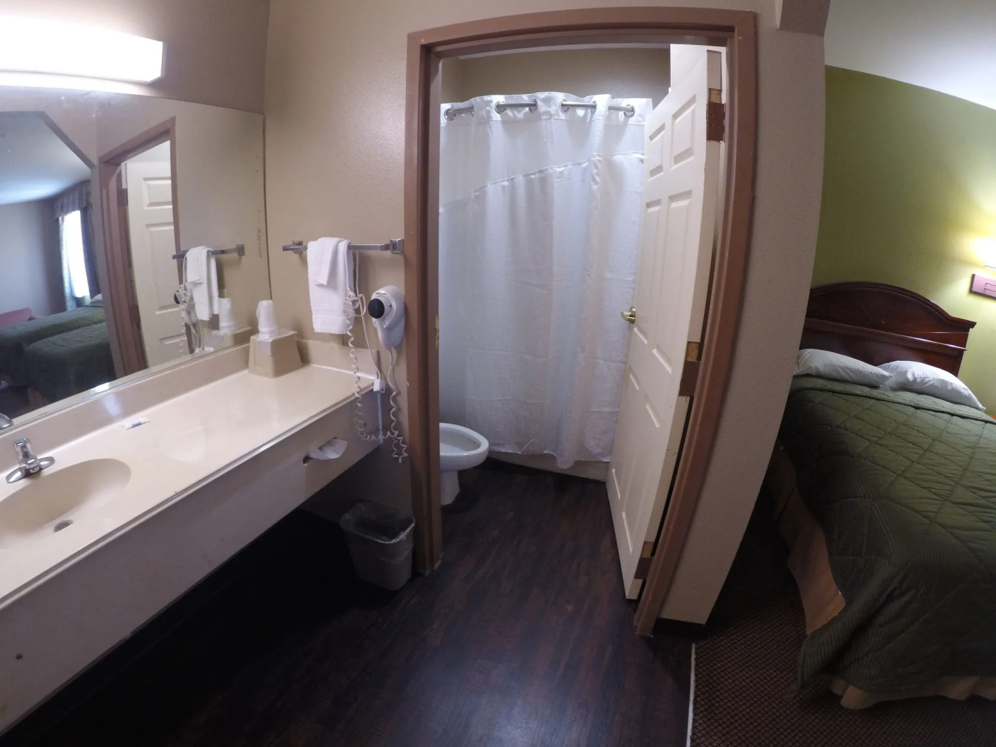 Americas Best Value Inn La Porte
