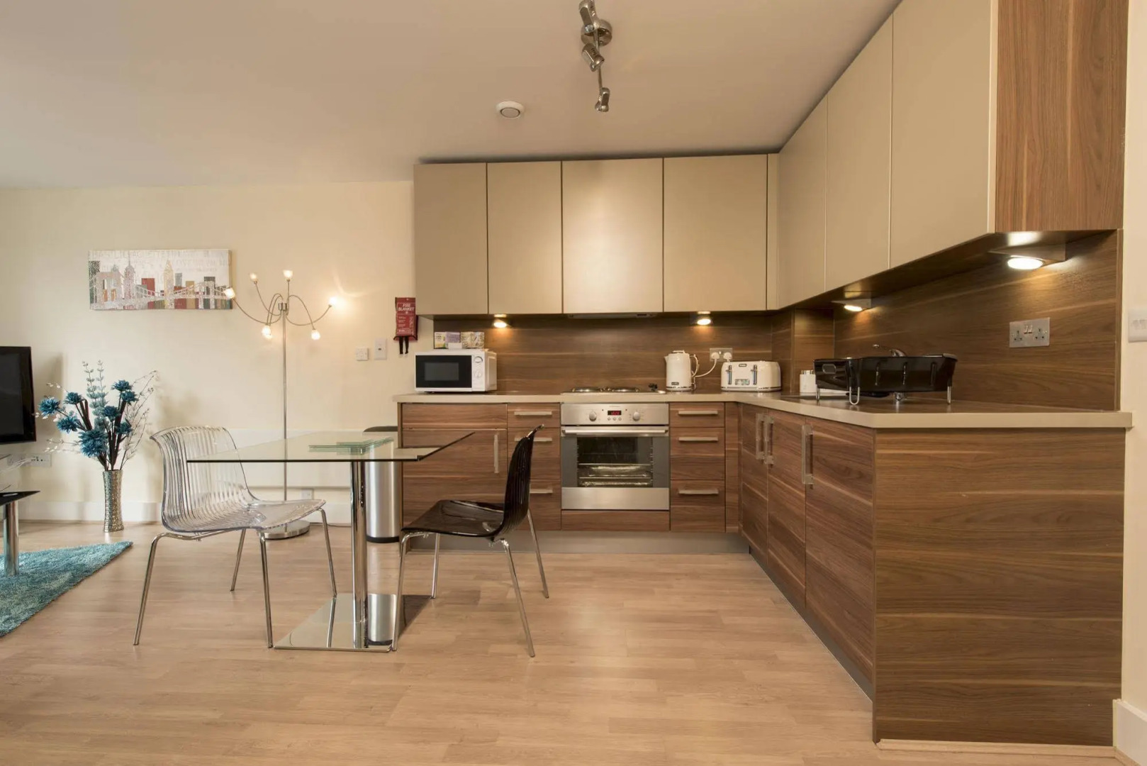 Smart Stay Skyline Plaza