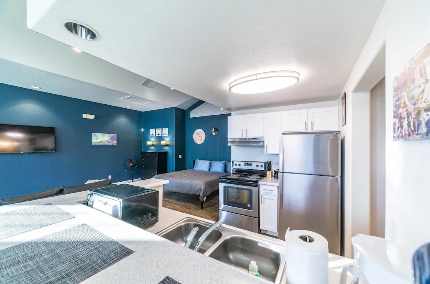 The Landmark Apartments