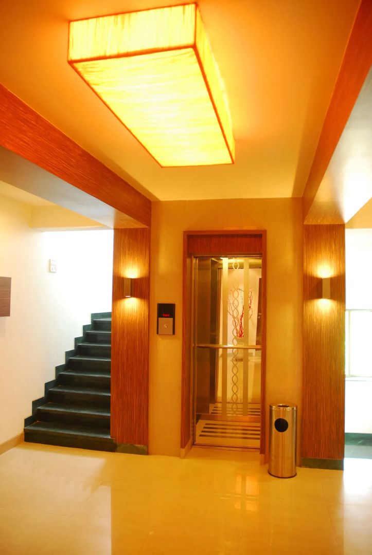 Capital O 74167 Hotel Mourya Residency