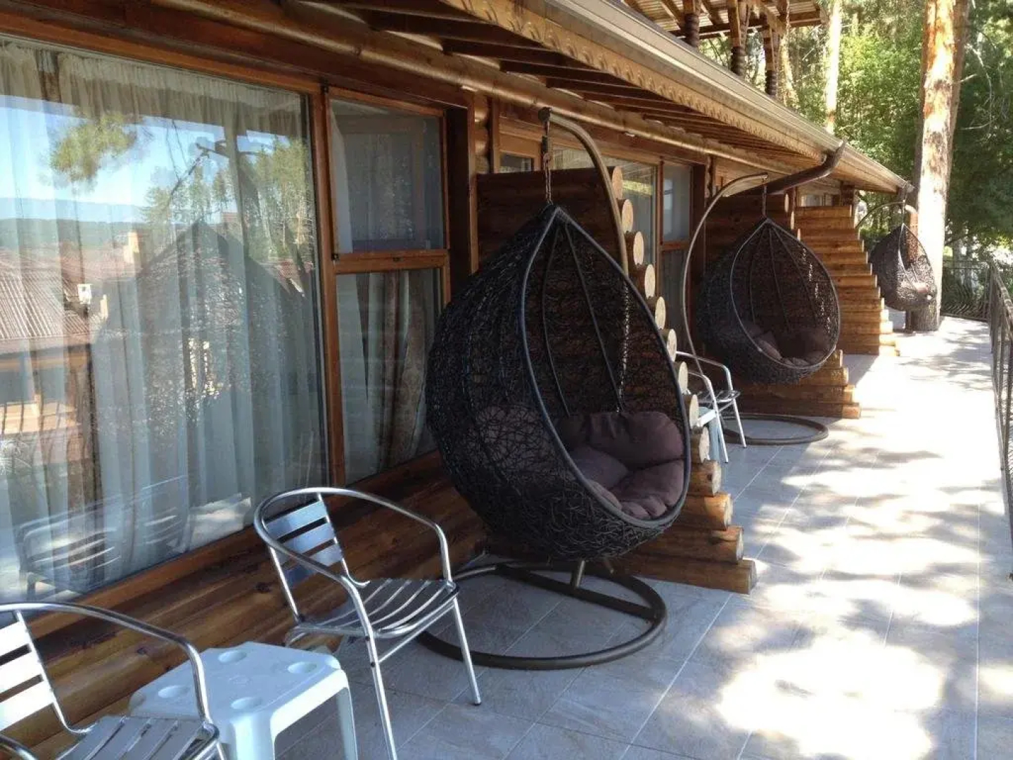 Kamelot Hotel