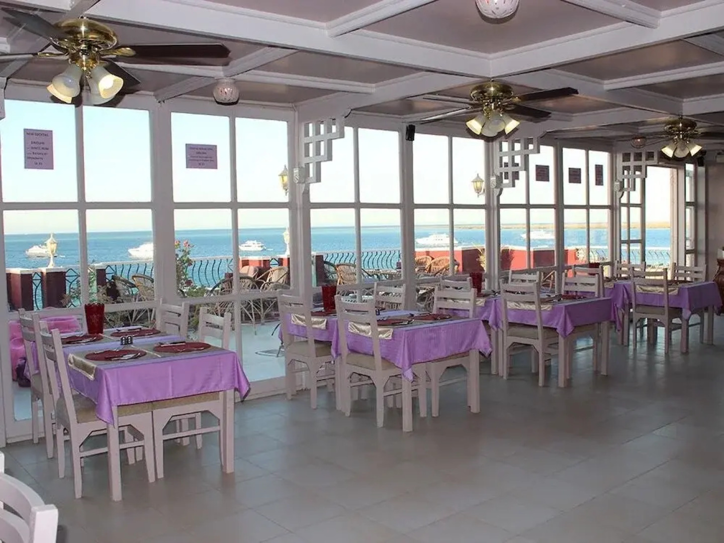 Nemo Dive Club & Hotel