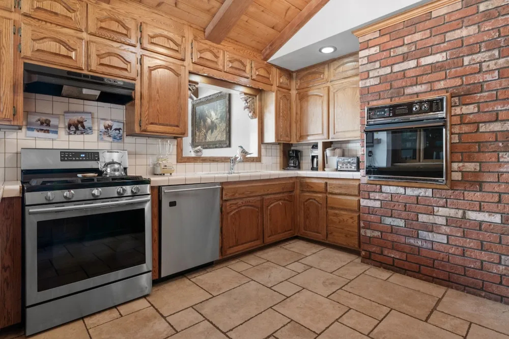 Hakuna Matata Lakefront