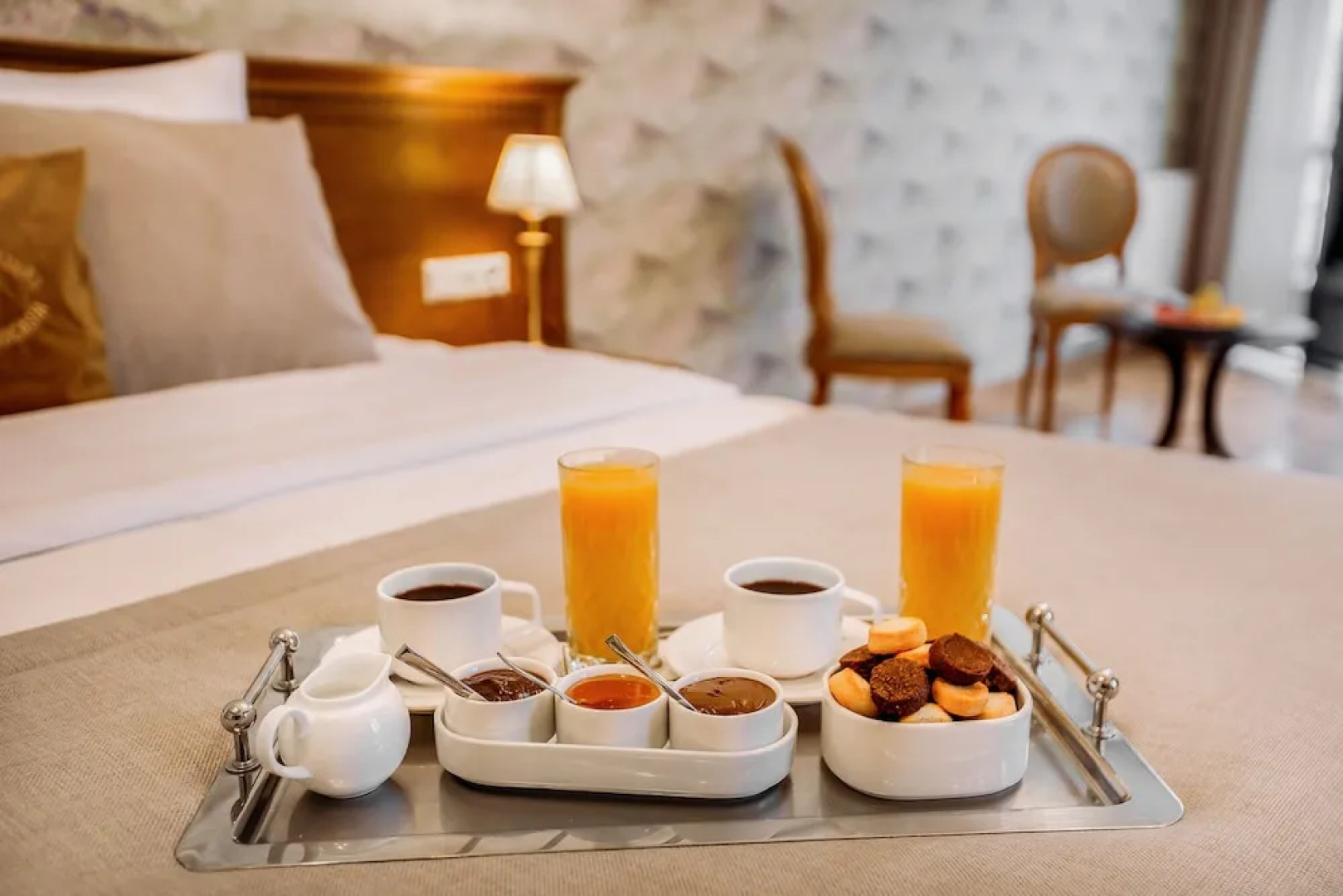 Отель Porta Caucasia