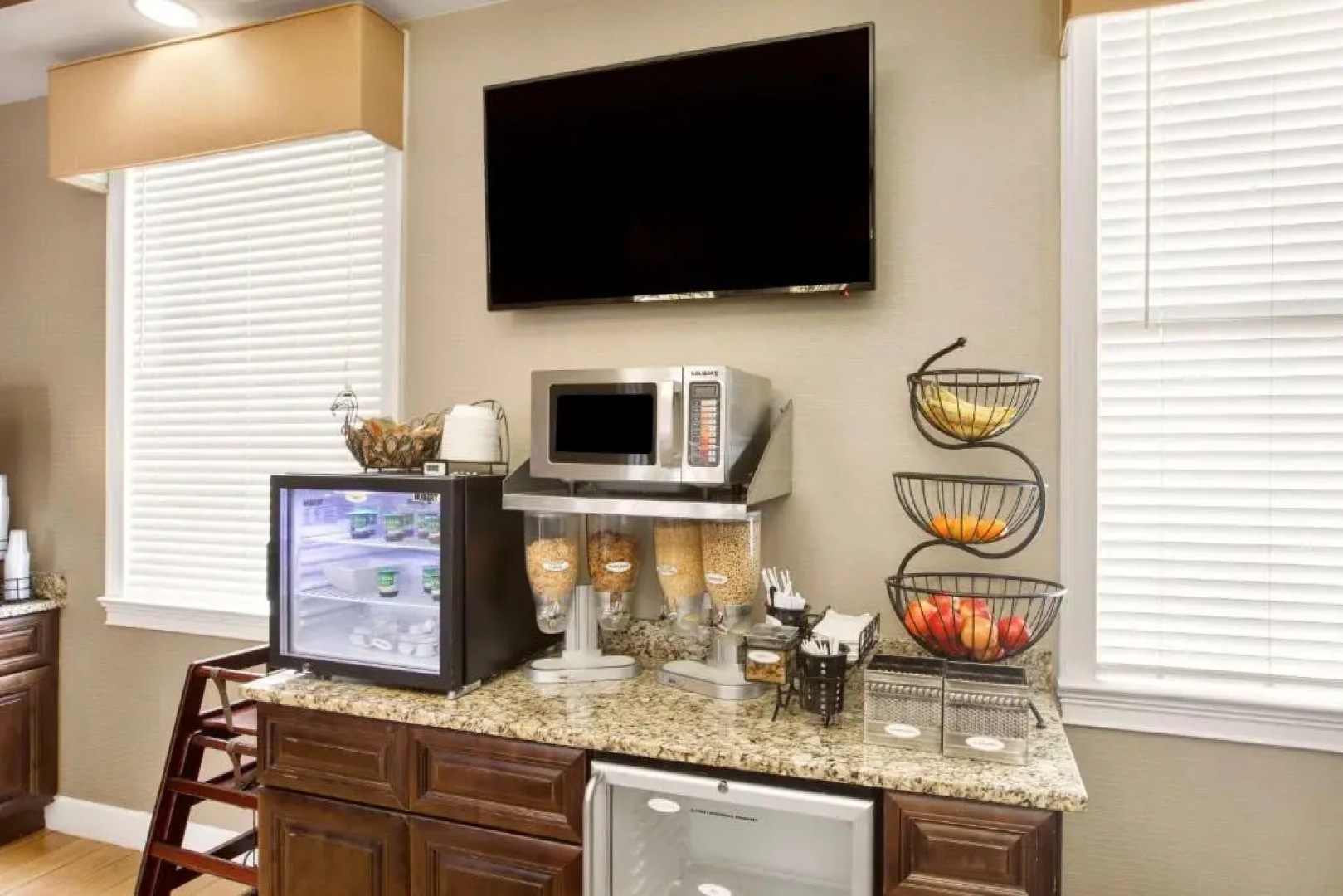 Clarion Pointe Morrow - Atlanta South