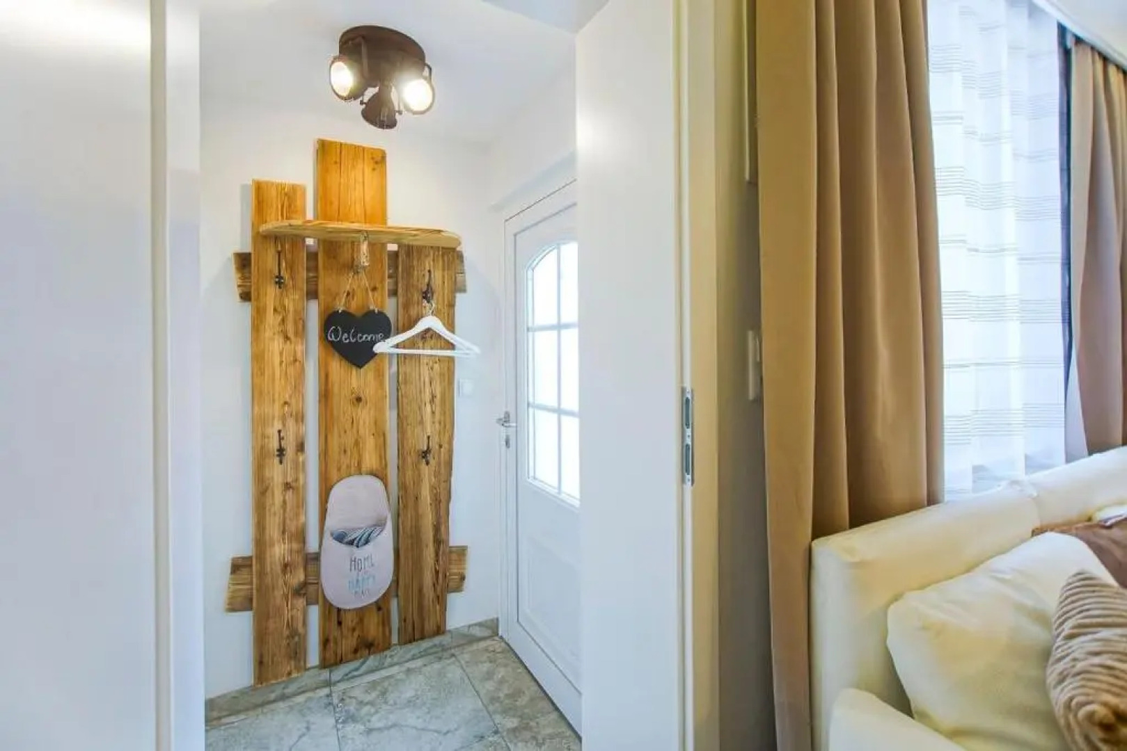 AusZeit Leoben 1 mit Terasse und gratis Parkplatz