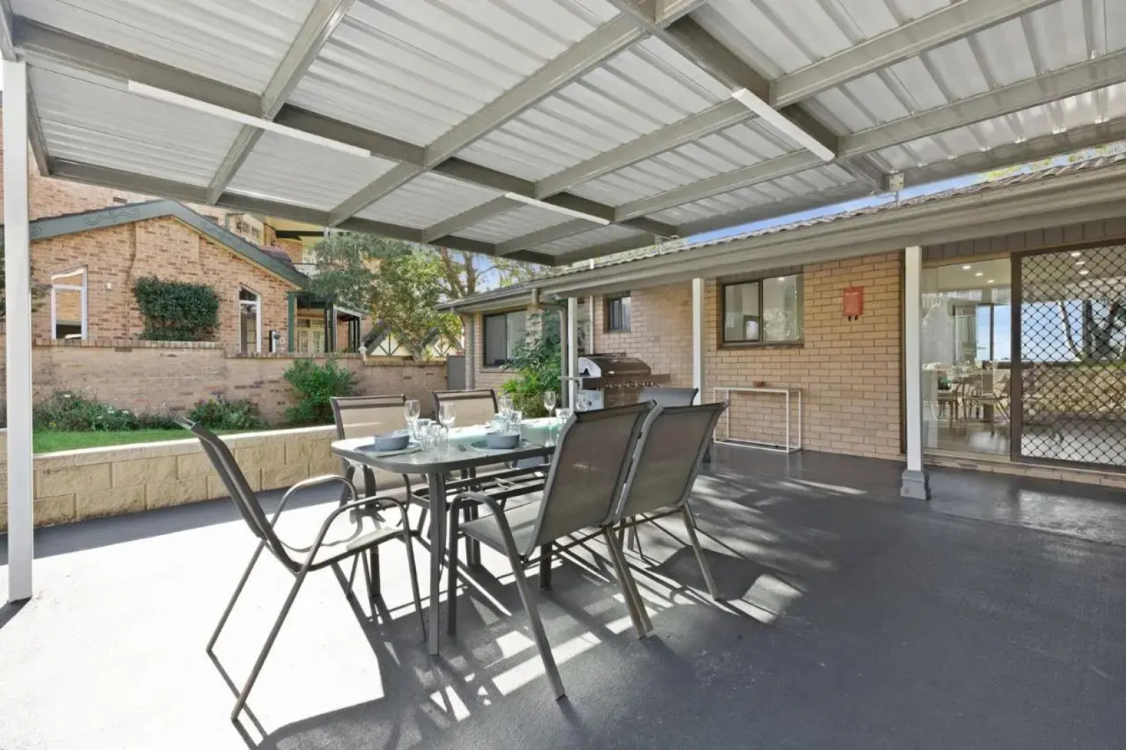 Modern Family Holiday Home Overlooking Jervis Bay