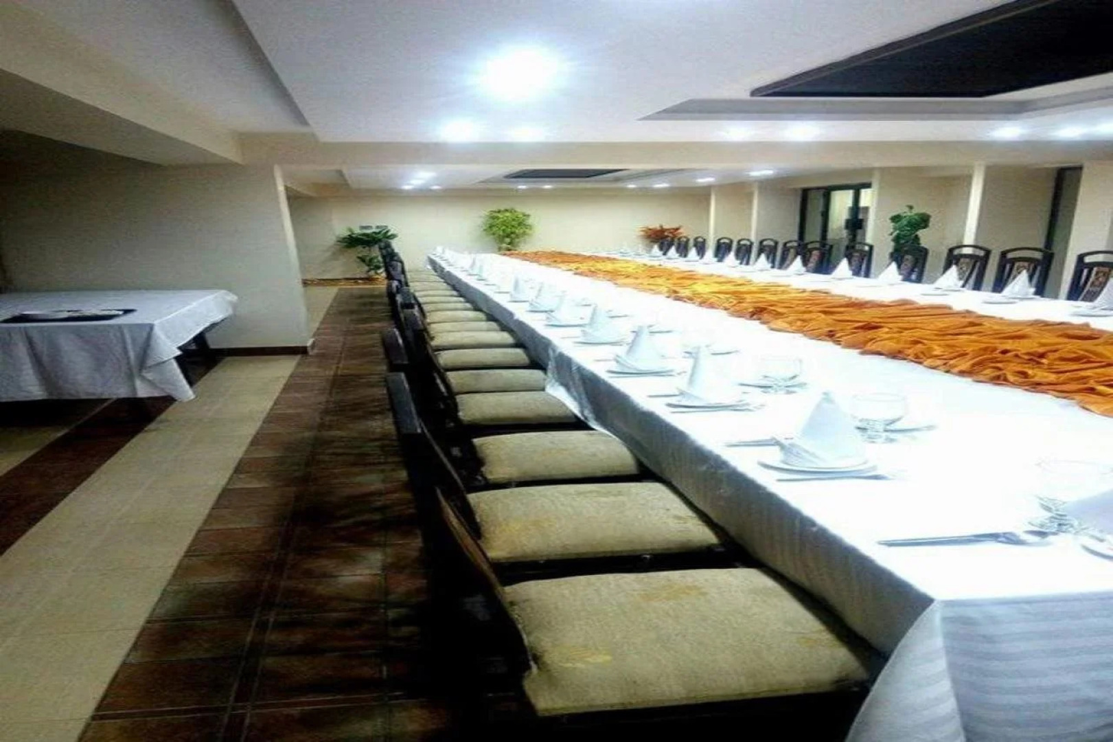 Bling Hotel International