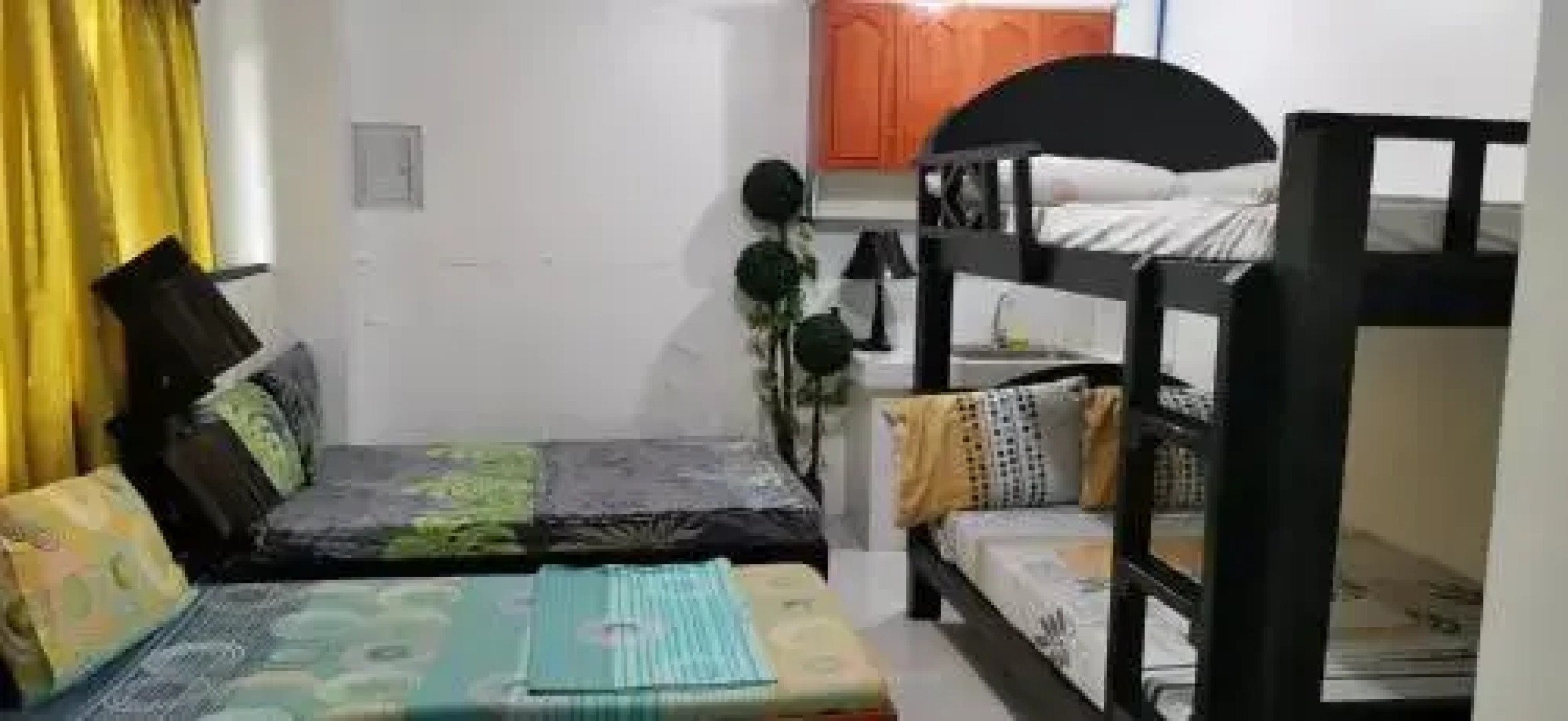 N&J Lopez Lodging House