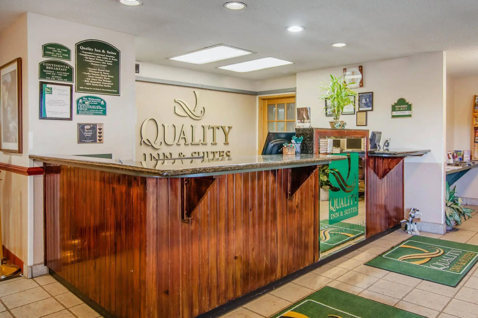 Quality Inn & Suites Medford Airport