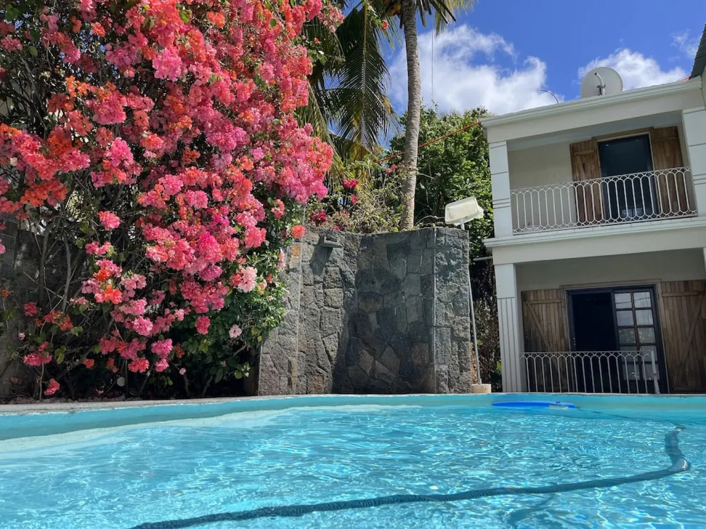 Villa with Heated Pool