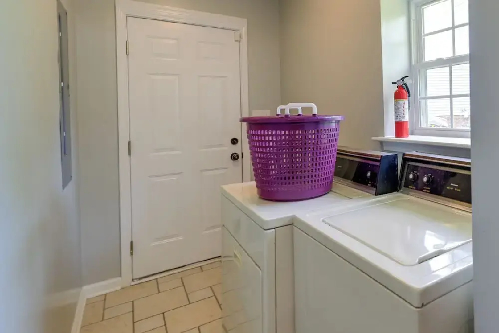 Swansboro Vacation Rental, 4 Mi to Hammocks Beach!