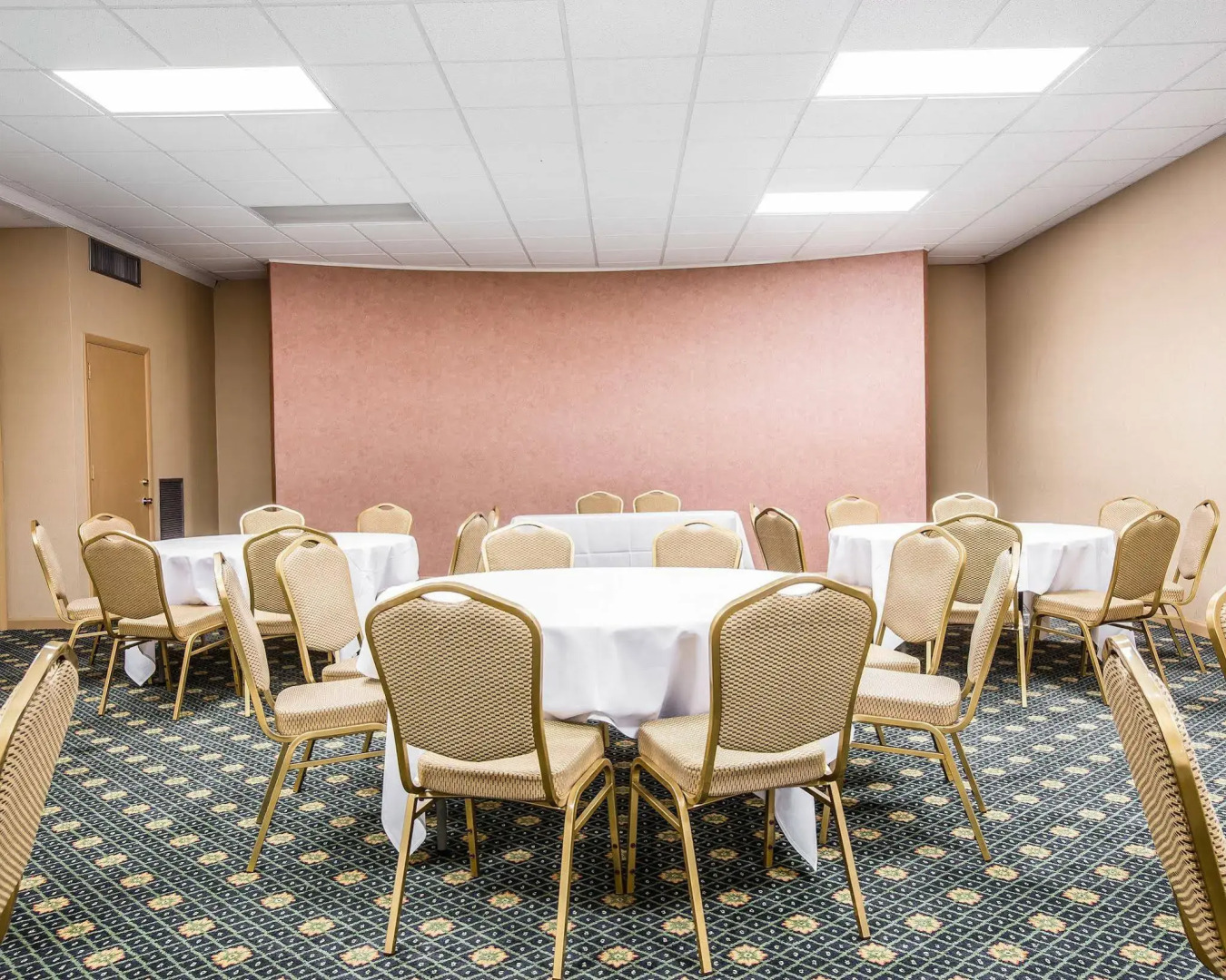 Quality Inn & Suites - Greensboro-High Point