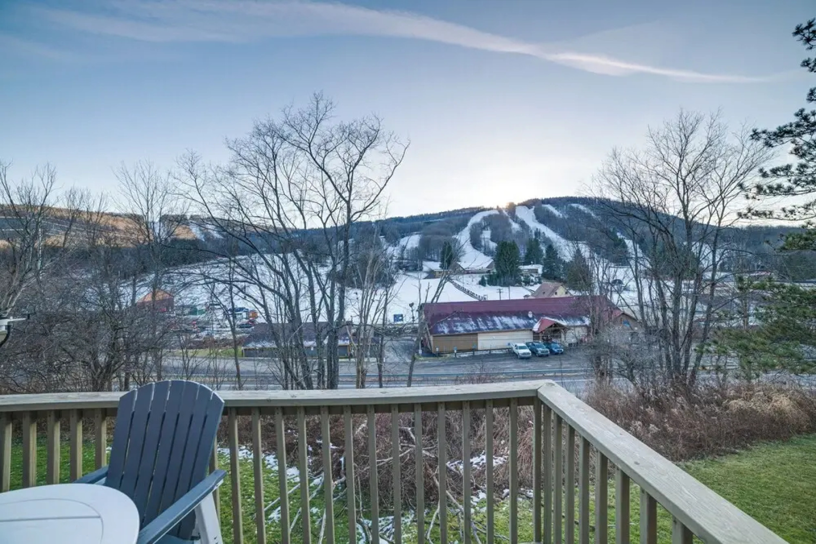 Chic Greek Peak Ski Resort Townhome w/ Balconies!