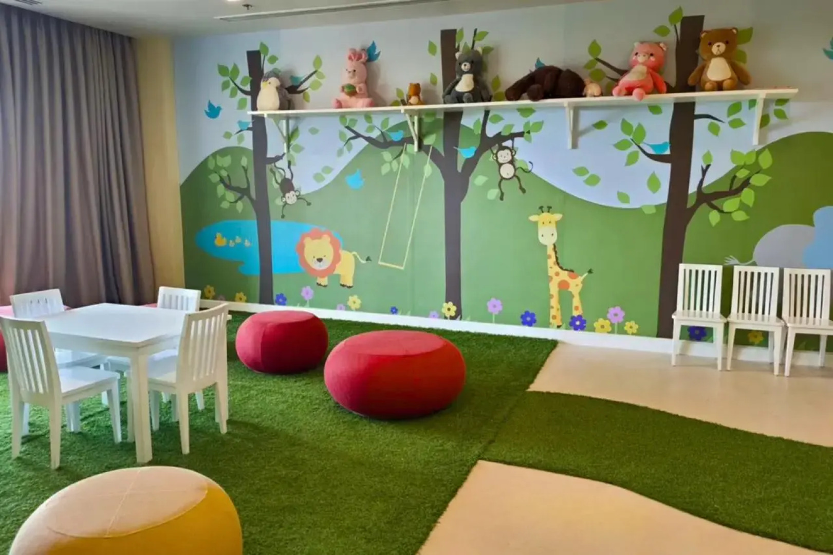 Scenic Tagaytay Getaway with Taal Views