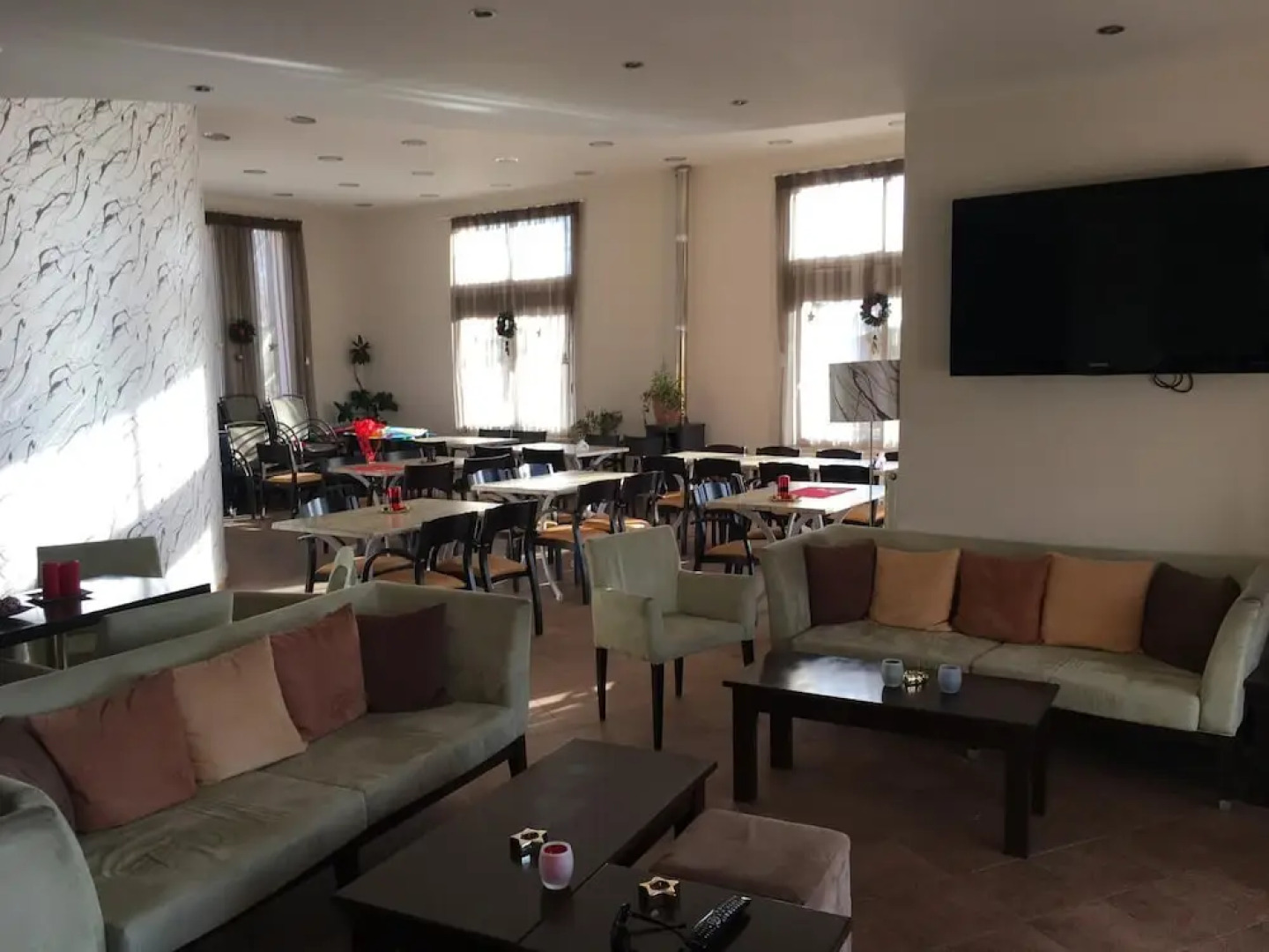 Aitheron Hotel Air Park