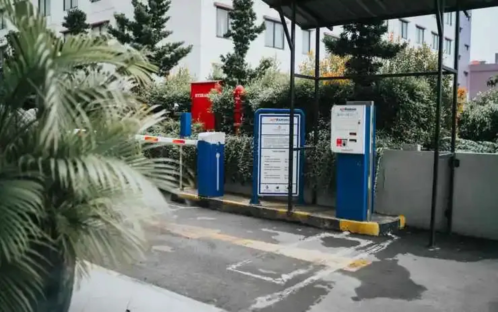 Tamansari Mahogany Apartemen by 7Rm