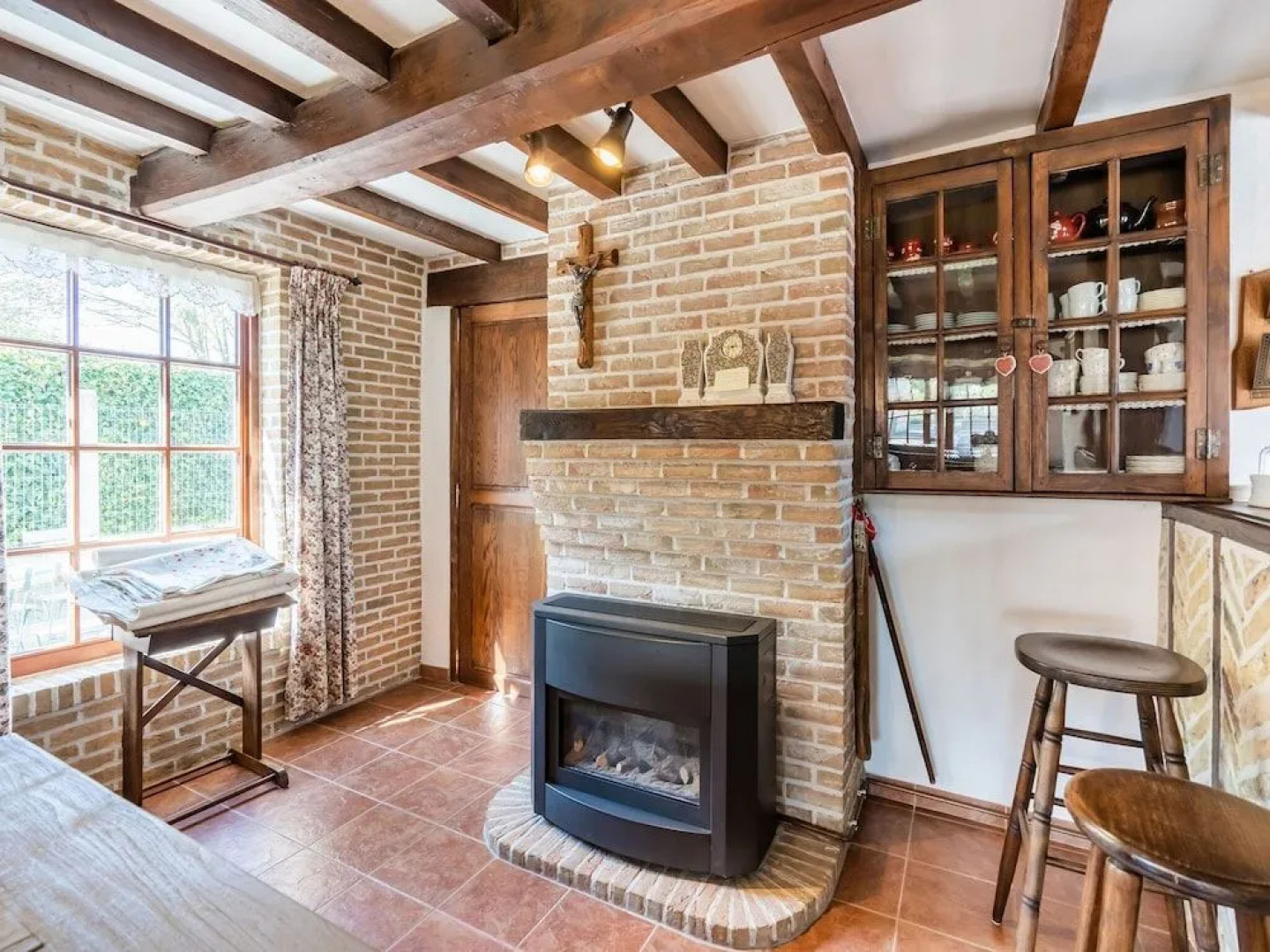 Farmhouse in Beveren Near Beach & Garden