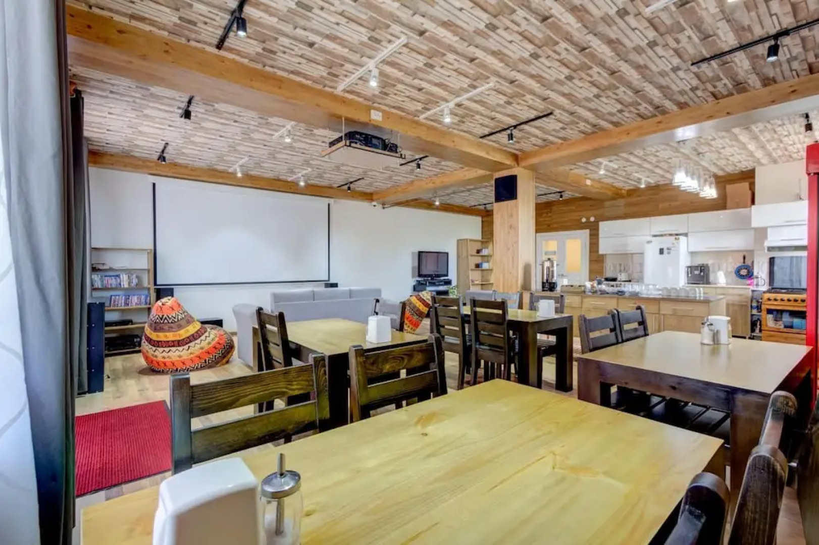 Hillside Four Seasons Karakol