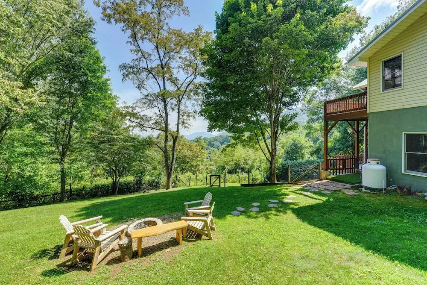 Pet-friendly Waynesville Retreat w/ Hot Tub!