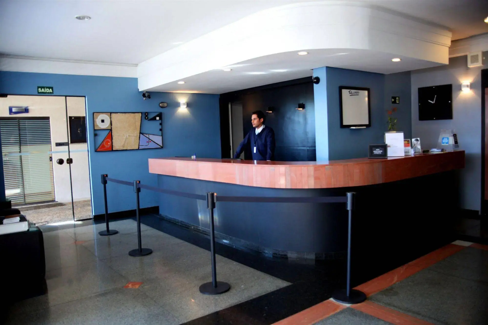 Max Plaza Hotel