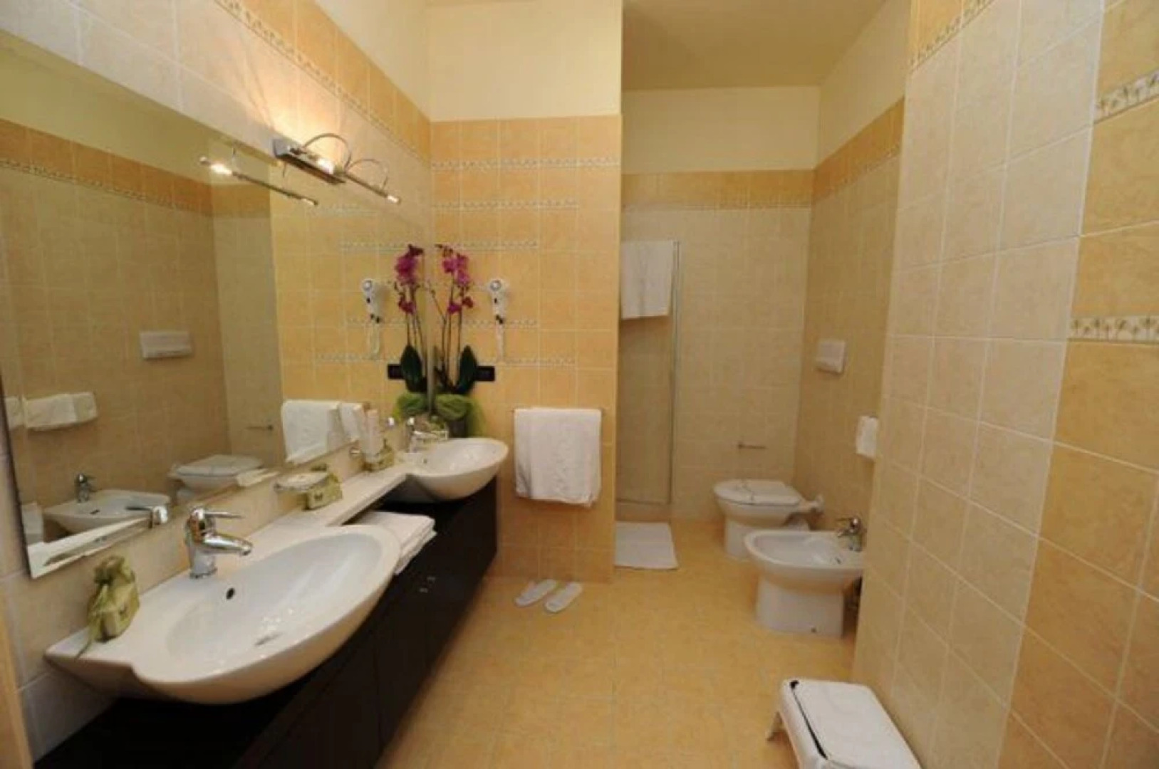 Myres Hotel Residence