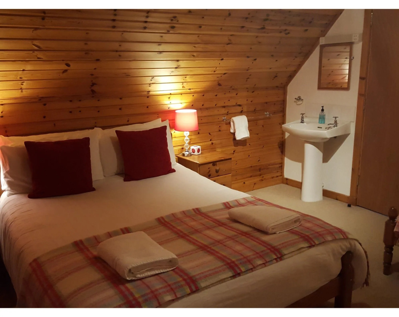 Carn Mhor Bed and Breakfast